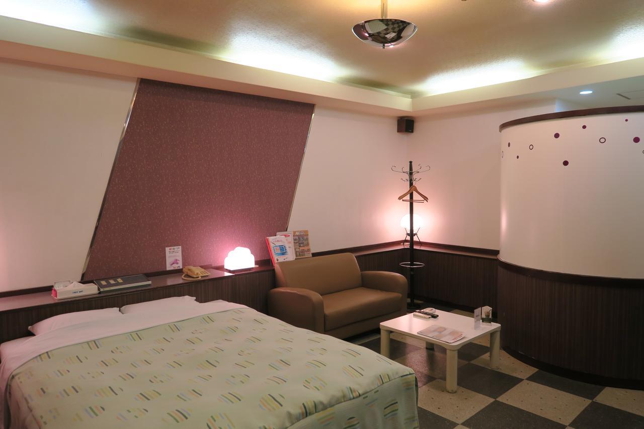 Metabaru Hotel Carnival מראה חיצוני תמונה